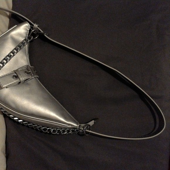 Zara Silver Y2K Inspired Saddle Shoulder Bag with Chain Detail - Picture 11 of 11